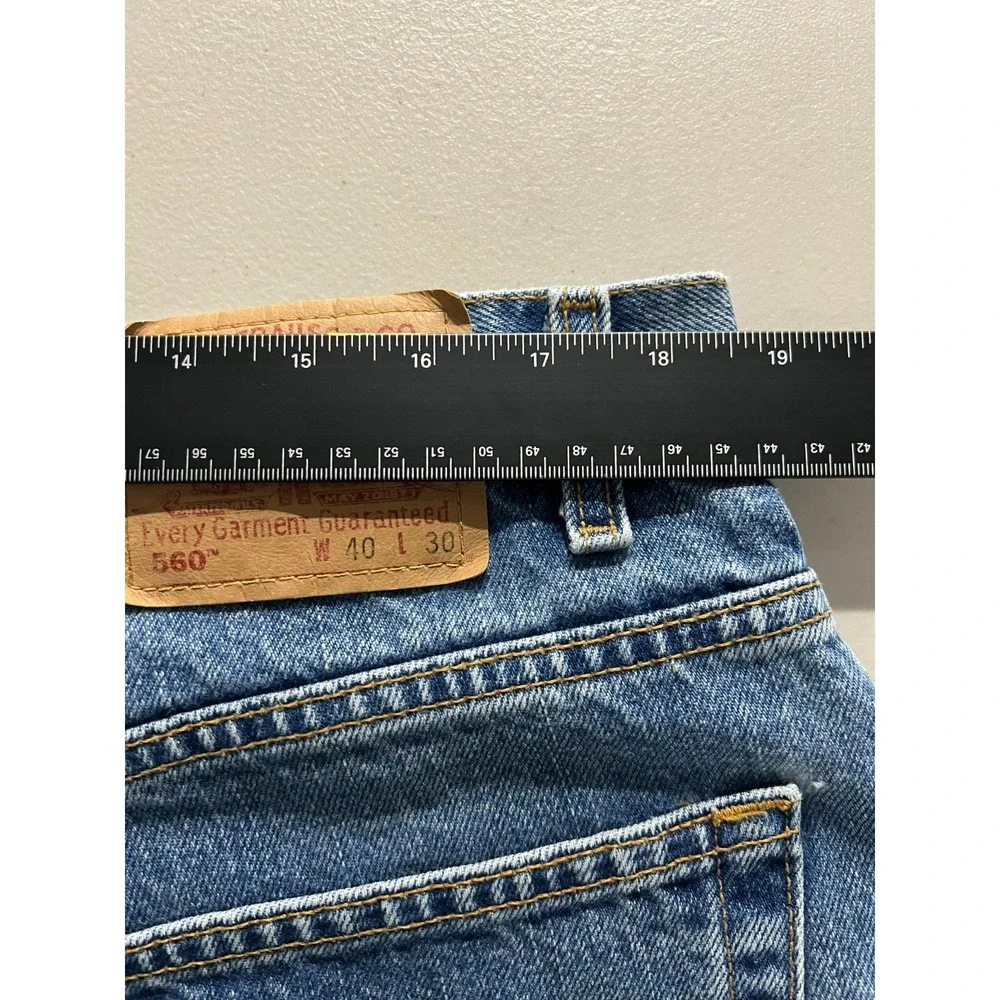 Levi's Vintage 560 40x30 Measures 38x29 Loose Tapered Y2K Made in Mexico Jeans